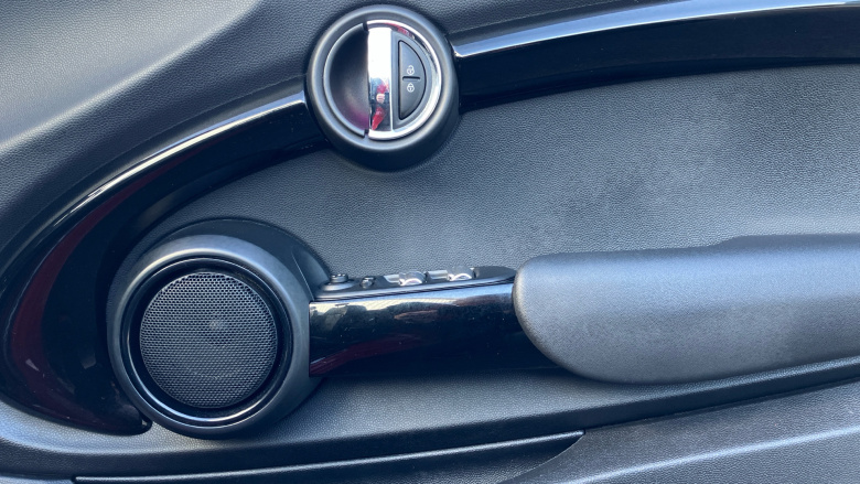 MINI Convertible 2.0 Cooper S Sport II 2dr Auto Petrol Convertible